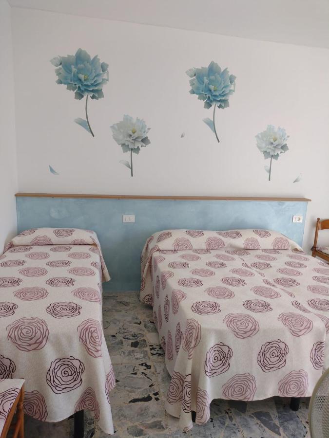 Casa Fronte Mare Apartment Ventimiglia Exterior foto